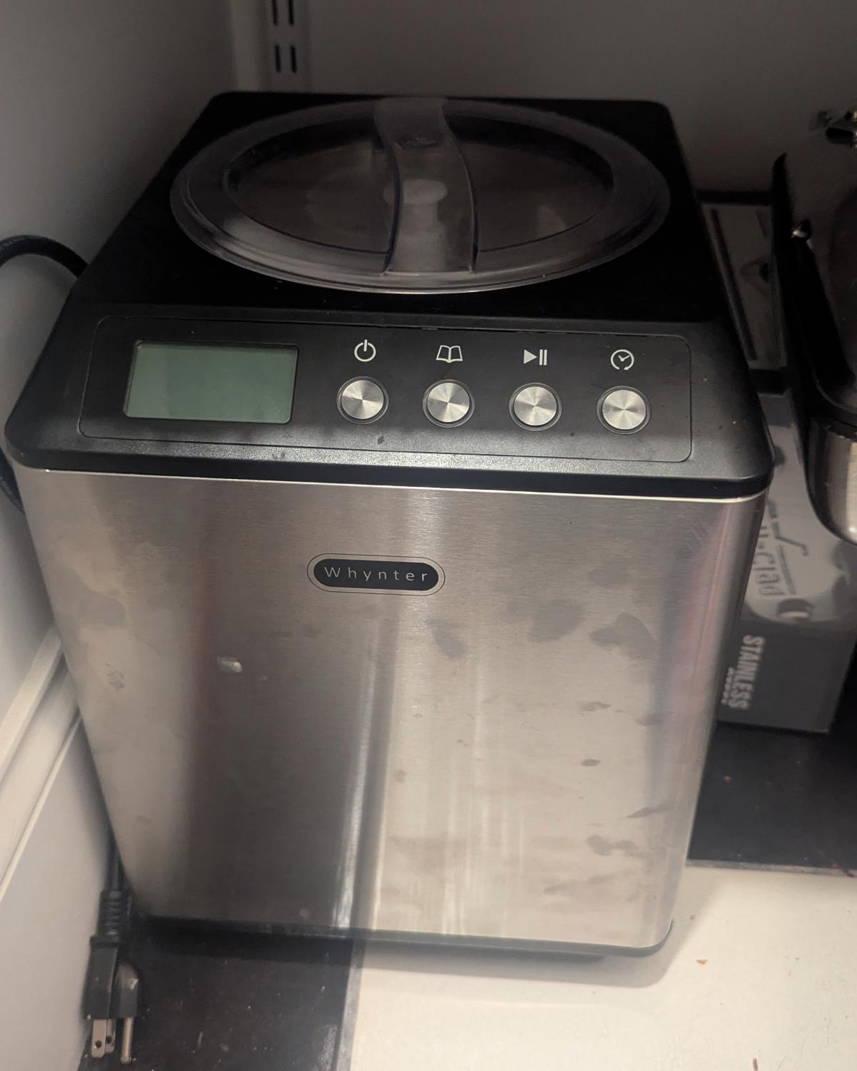 a whynter icm-201sb compressor ice cream machine.